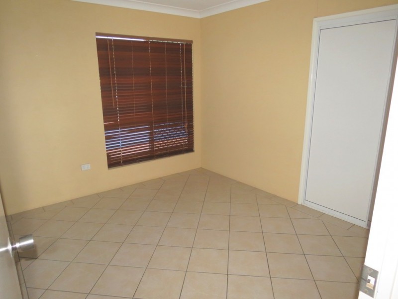 3 Kurrajong Close, Emerald QLD 4720