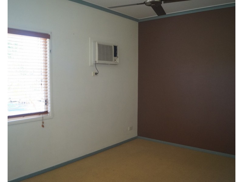 7/7 Theresa Street, Emerald QLD 4720