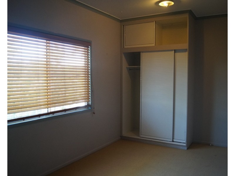 7/7 Theresa Street, Emerald QLD 4720