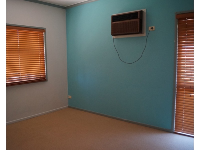 7/7 Theresa Street, Emerald QLD 4720