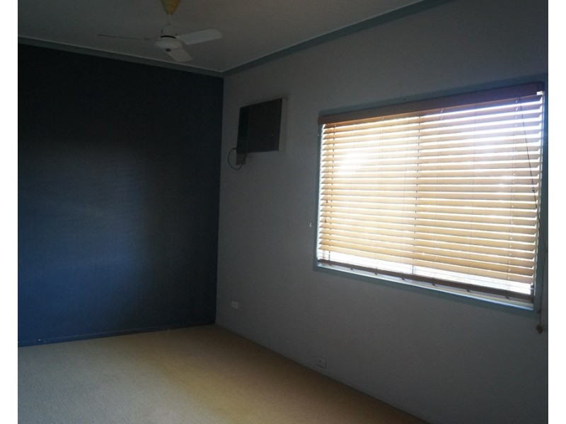 7/7 Theresa Street, Emerald QLD 4720