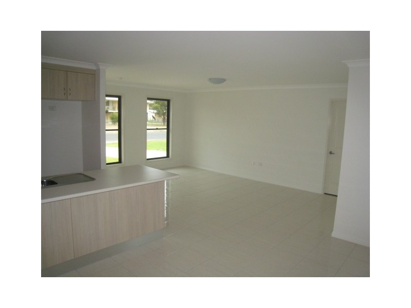 210 Borilla Street, Emerald QLD 4720