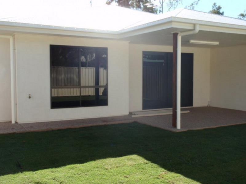 1/9 Paperbark Place, Emerald QLD 4720