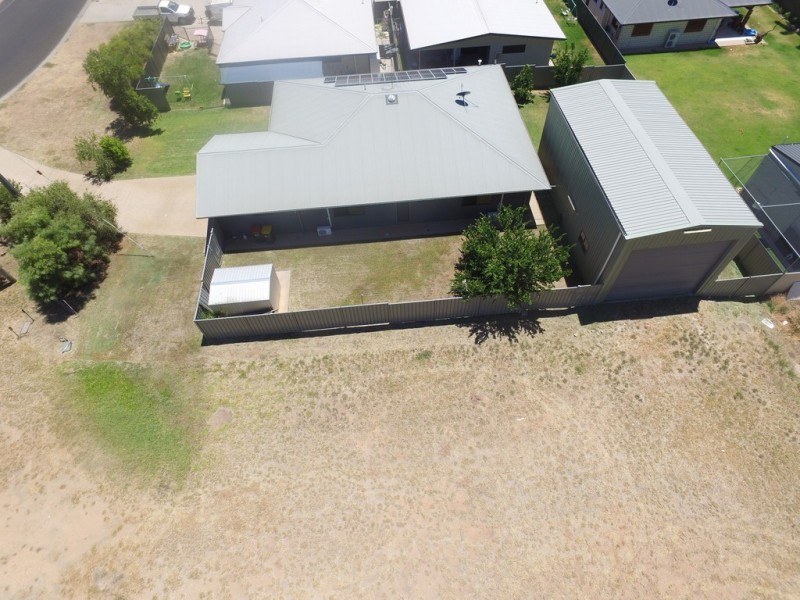 55 White Street, Emerald QLD 4720