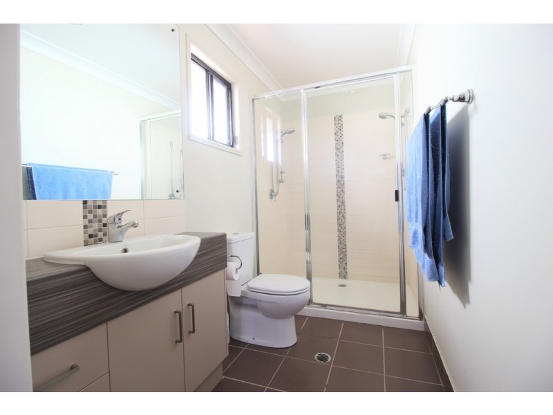 55 White Street, Emerald QLD 4720