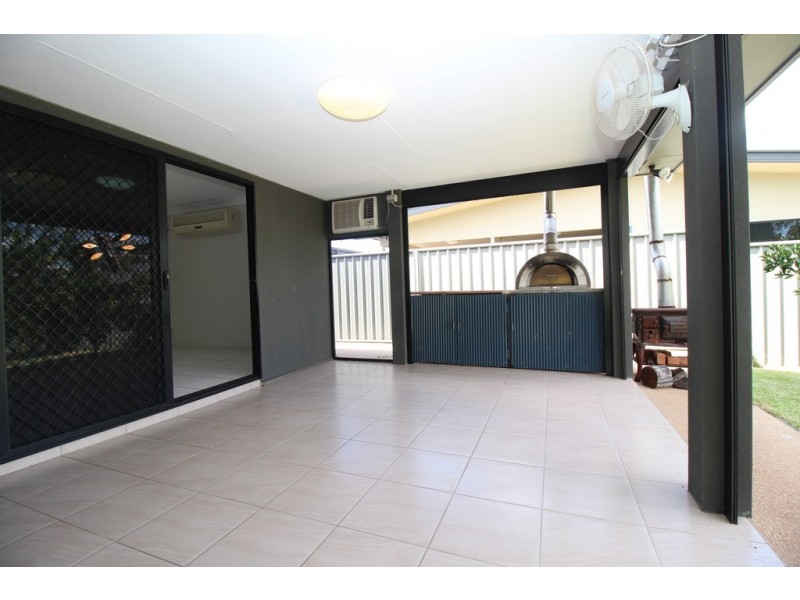 55 White Street, Emerald QLD 4720