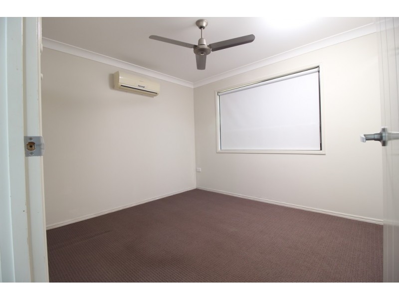 55 White Street, Emerald QLD 4720