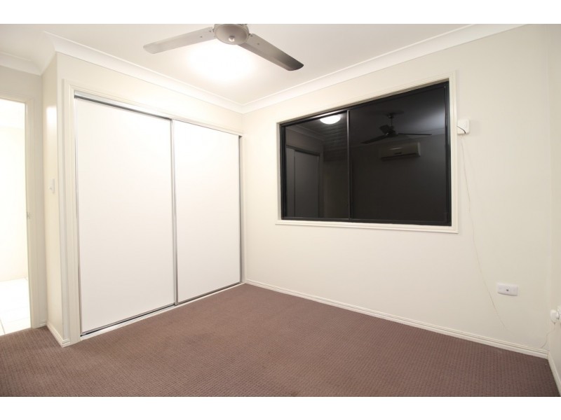 55 White Street, Emerald QLD 4720