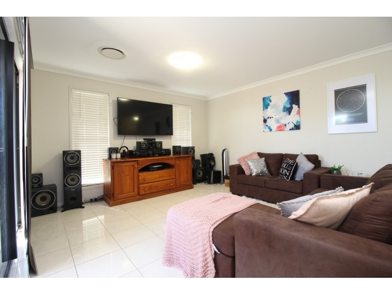 3/4 Parkway Street, Emerald QLD 4720