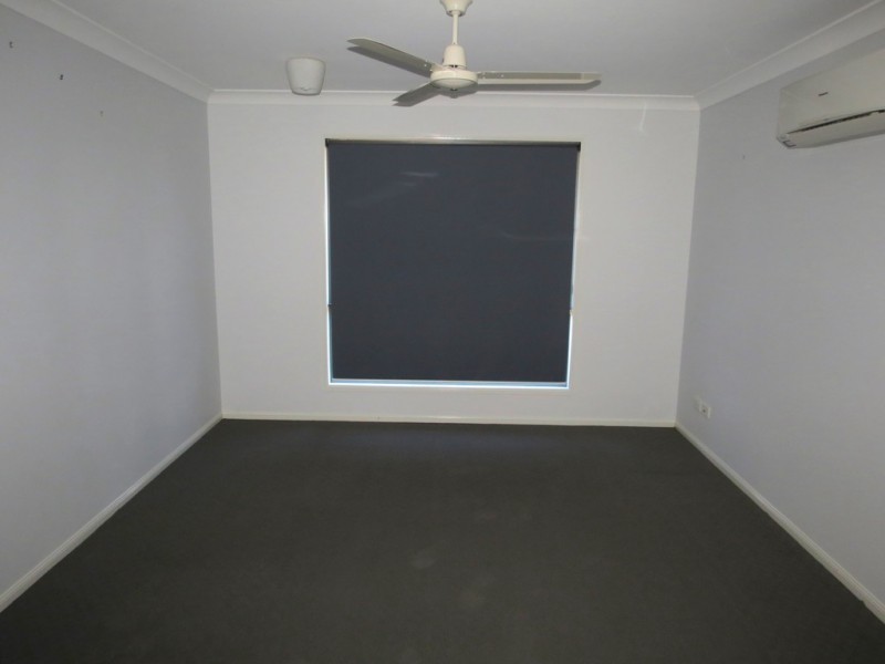 9 Lauren Drive, Emerald QLD 4720