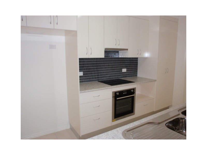 36 Long Street, Emerald QLD 4720