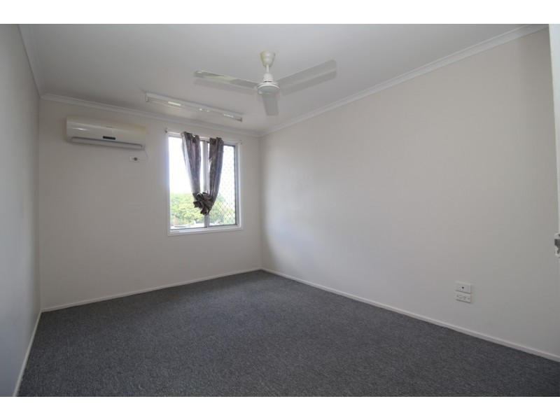 28 Alamein Drive, Emerald QLD 4720