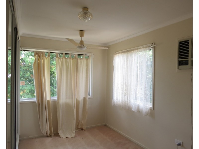 15 Old Airport Drive, Emerald QLD 4720