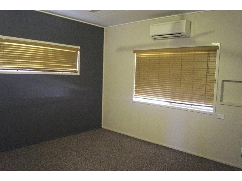 5 McKendry Street, Emerald QLD 4720