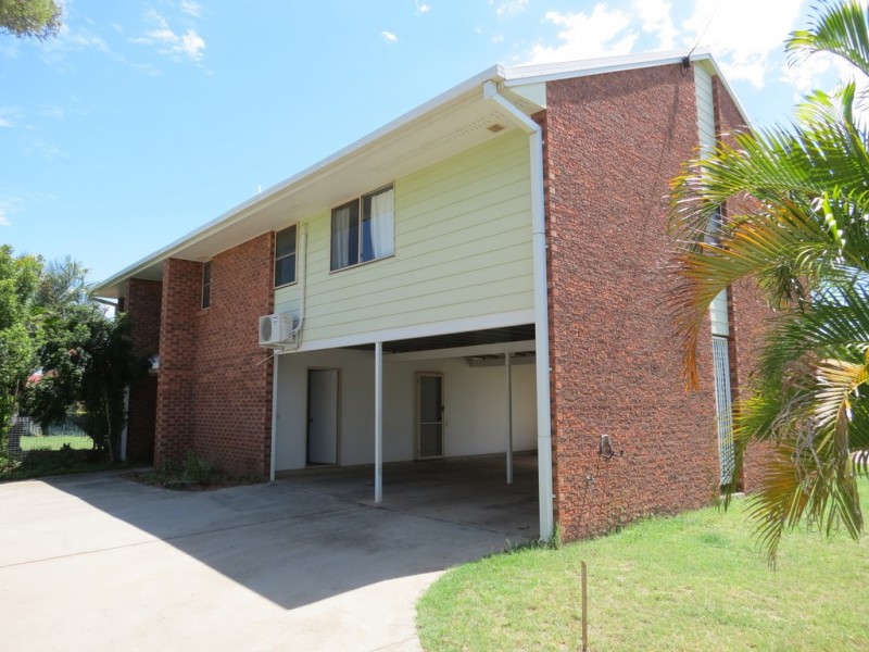 3 Chalmers Crescent, Emerald QLD 4720