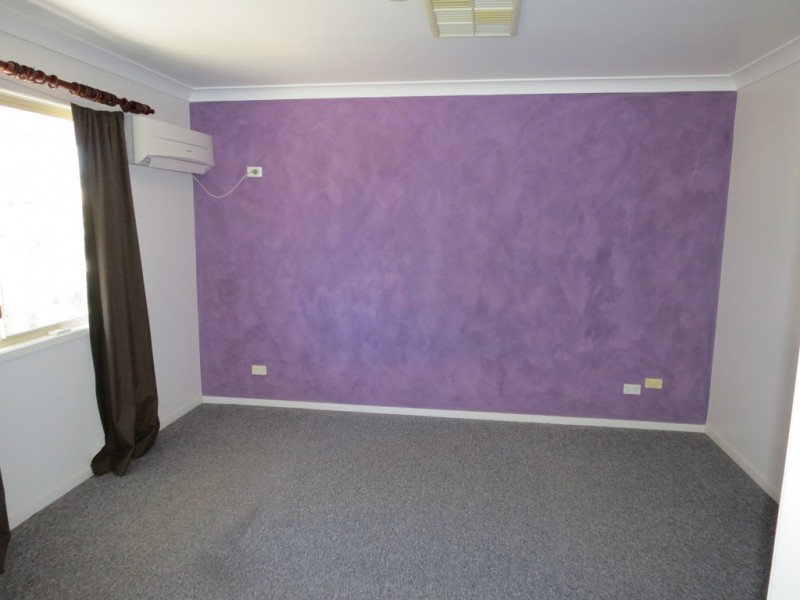 3 Chalmers Crescent, Emerald QLD 4720