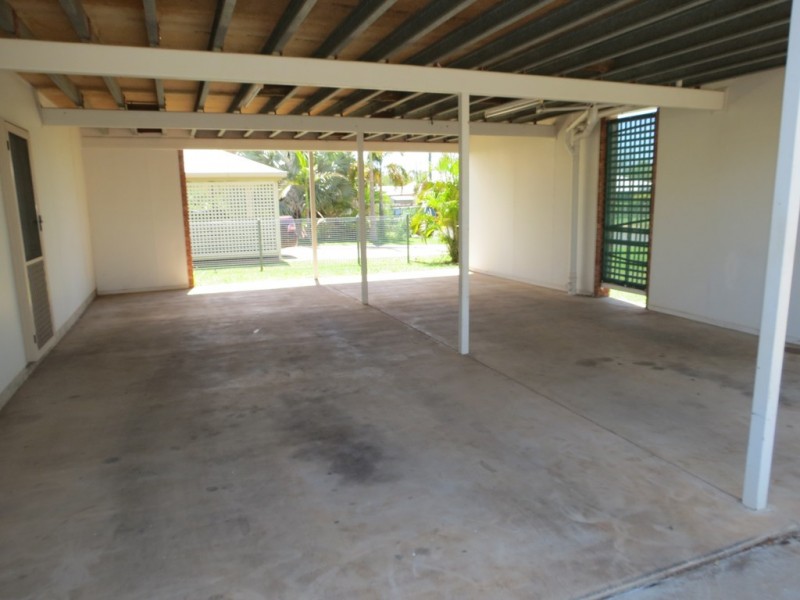 3 Chalmers Crescent, Emerald QLD 4720