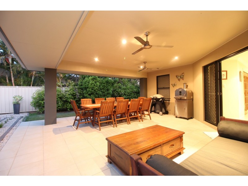 14 Carrington Place, Emerald QLD 4720