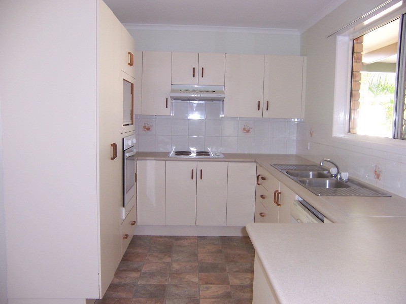 3 Gallagher Place, Emerald QLD 4720