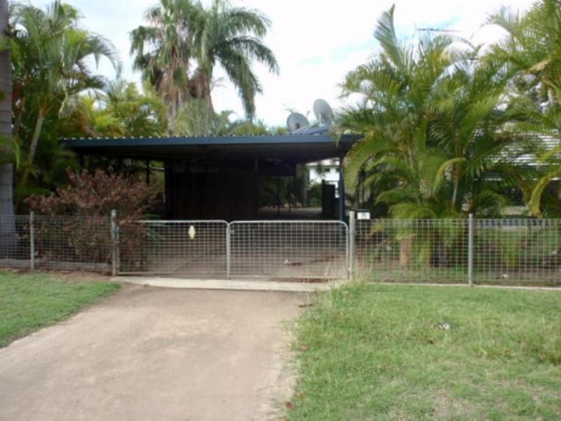 8 Arnold Street, Blackwater QLD 4717