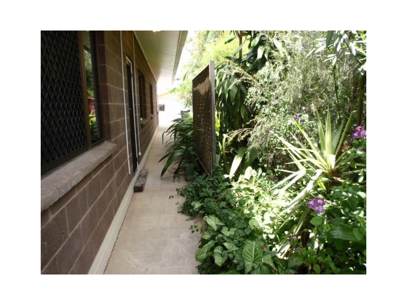 40 Colleen Avenue, Emerald QLD 4720