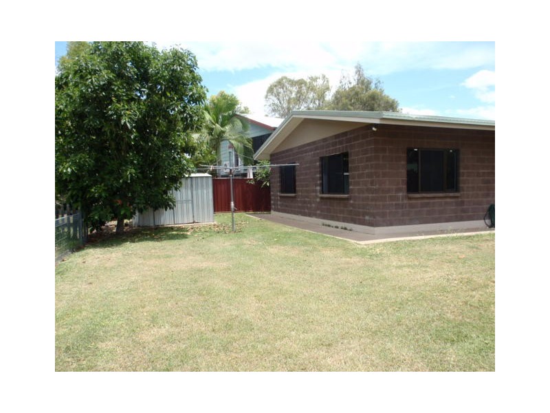 40 Colleen Avenue, Emerald QLD 4720