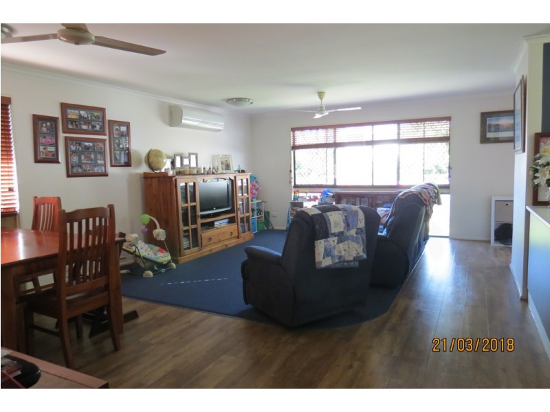 13 Mellish Crescent, Emerald QLD 4720