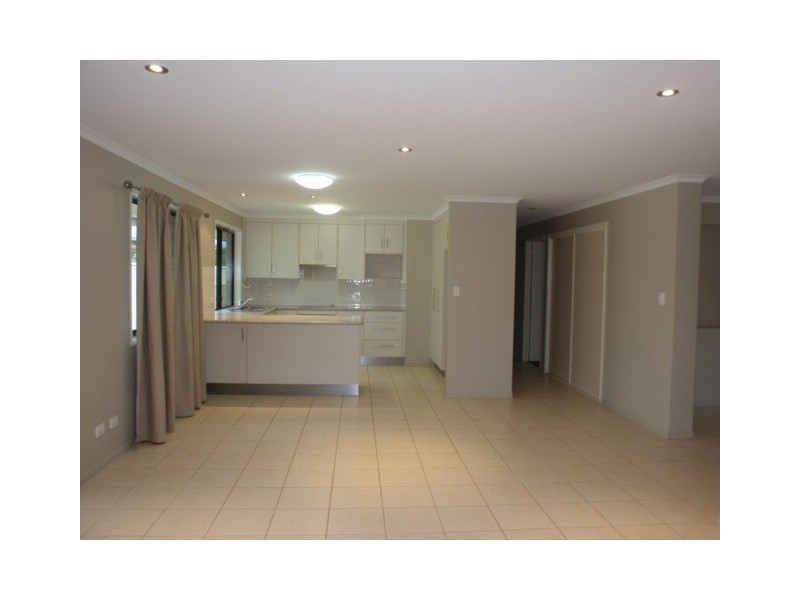 27 Haswell Street, Emerald QLD 4720