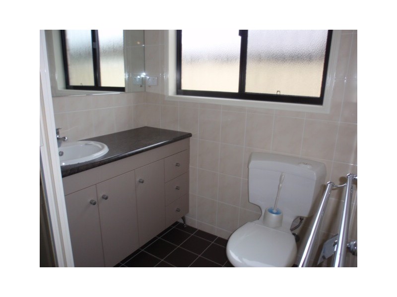 27 Haswell Street, Emerald QLD 4720