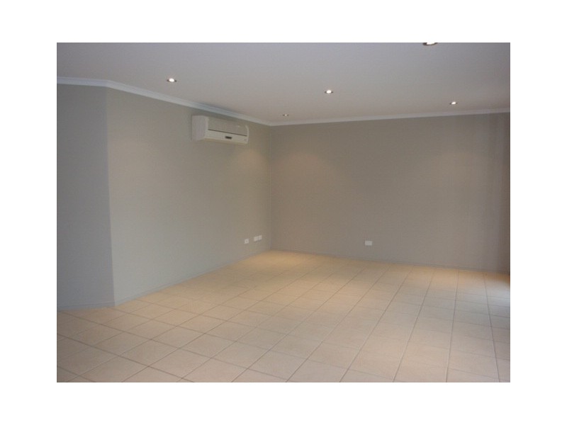 27 Haswell Street, Emerald QLD 4720