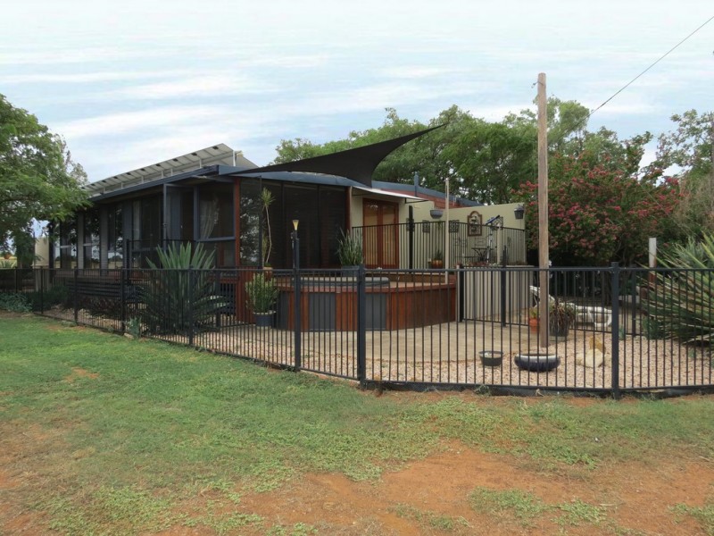 87 Bonnie Doon Road, Capella QLD 4723