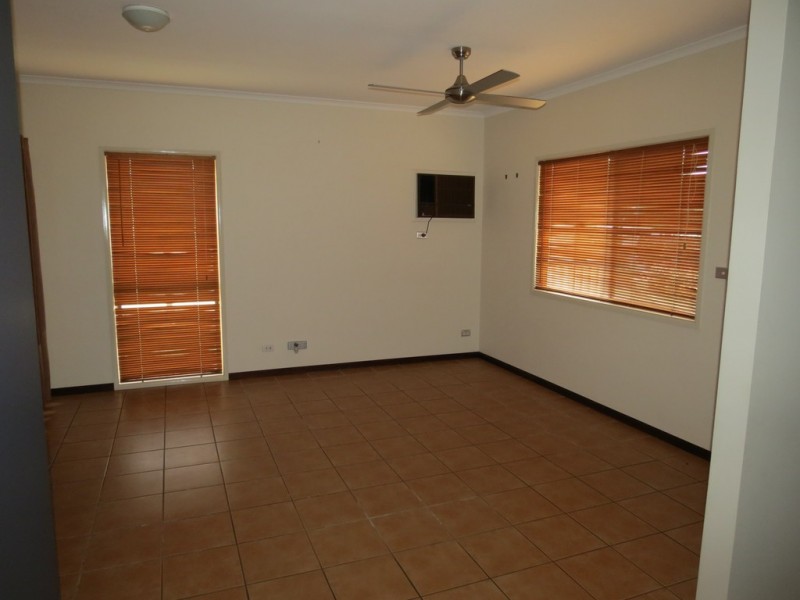 26 Dawn Crescent, Emerald QLD 4720