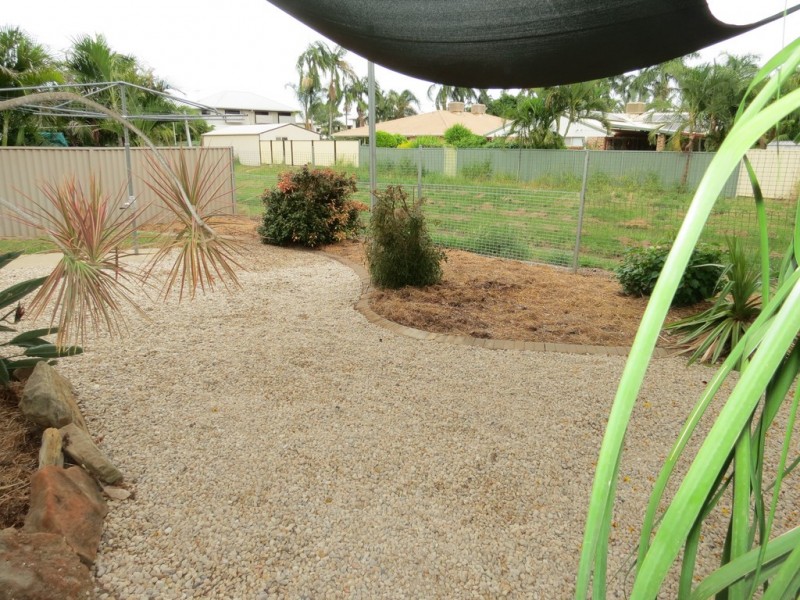 26 Dawn Crescent, Emerald QLD 4720
