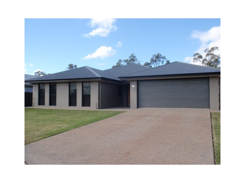 22 Cook Close, Emerald QLD 4720
