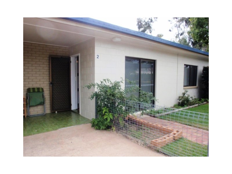 2/1 Willans Street, Emerald QLD 4720