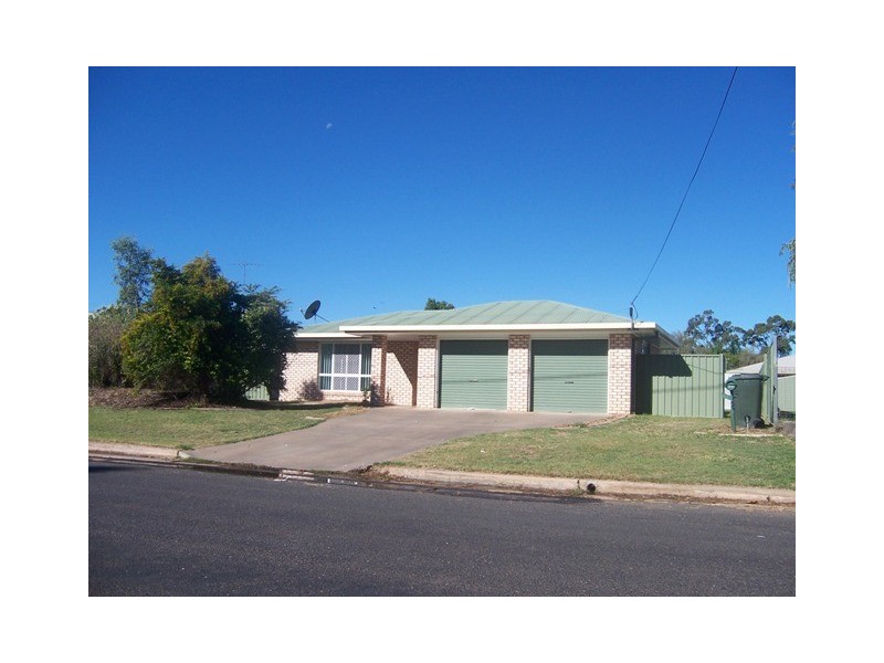 35 Powell Street, Emerald QLD 4720