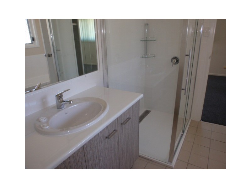 35 Powell Street, Emerald QLD 4720