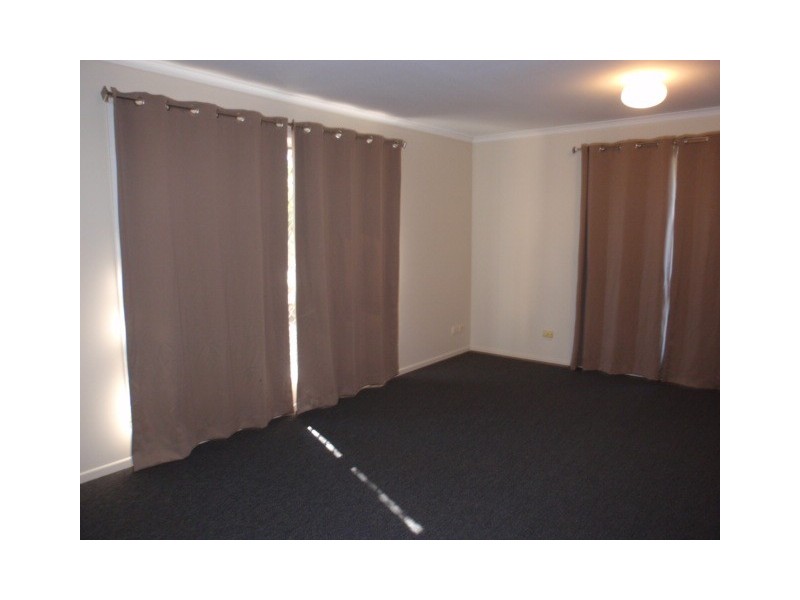 35 Powell Street, Emerald QLD 4720