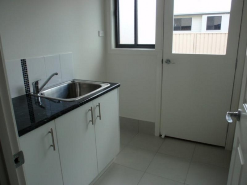 4 Paperbark Place, Emerald QLD 4720