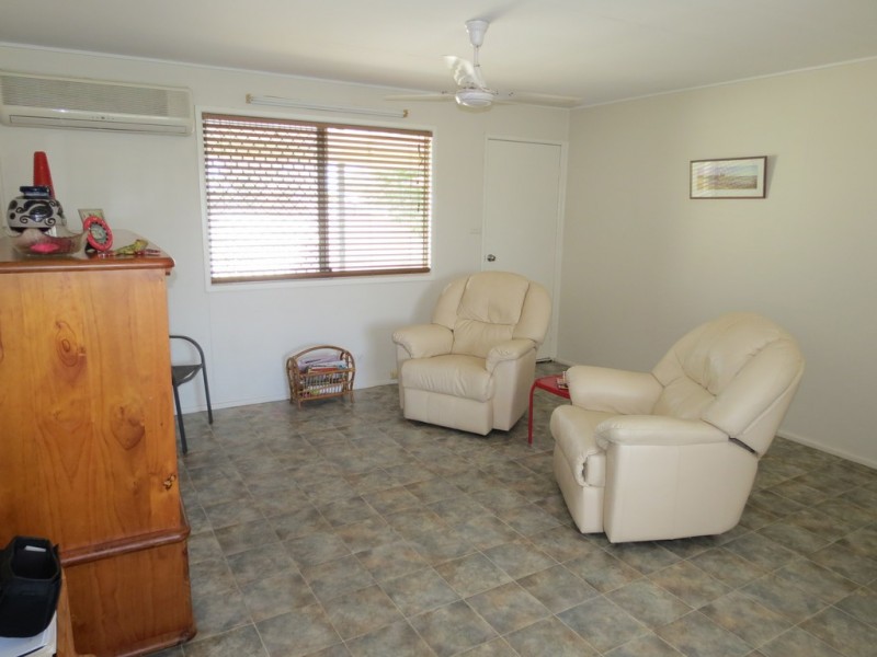4 Littlefield Street, Blackwater QLD 4717