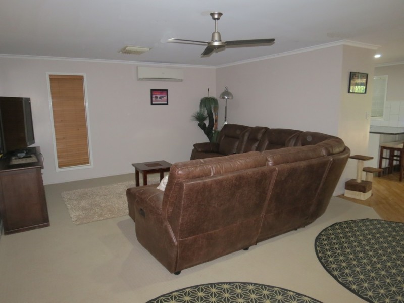 5 Reo Place, Emerald QLD 4720