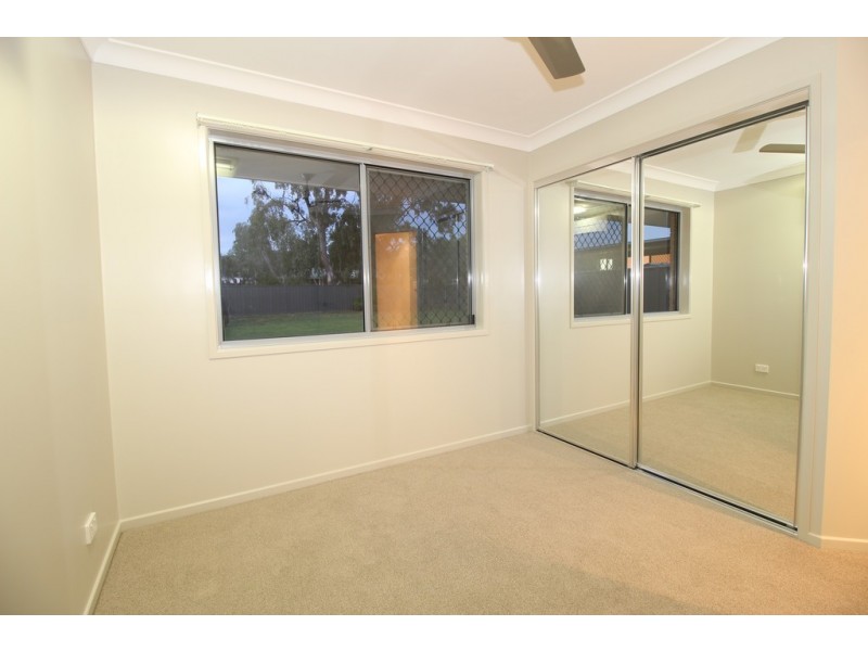 25 Newman Drive, Emerald QLD 4720