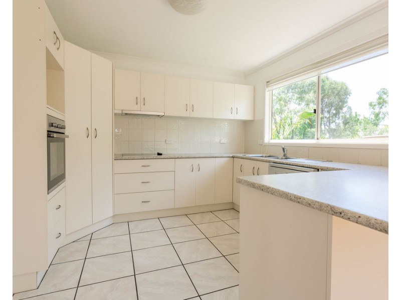 30 Dodd Drive, Emerald QLD 4720