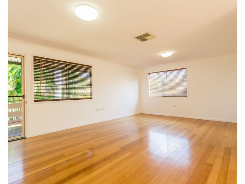 30 Dodd Drive, Emerald QLD 4720