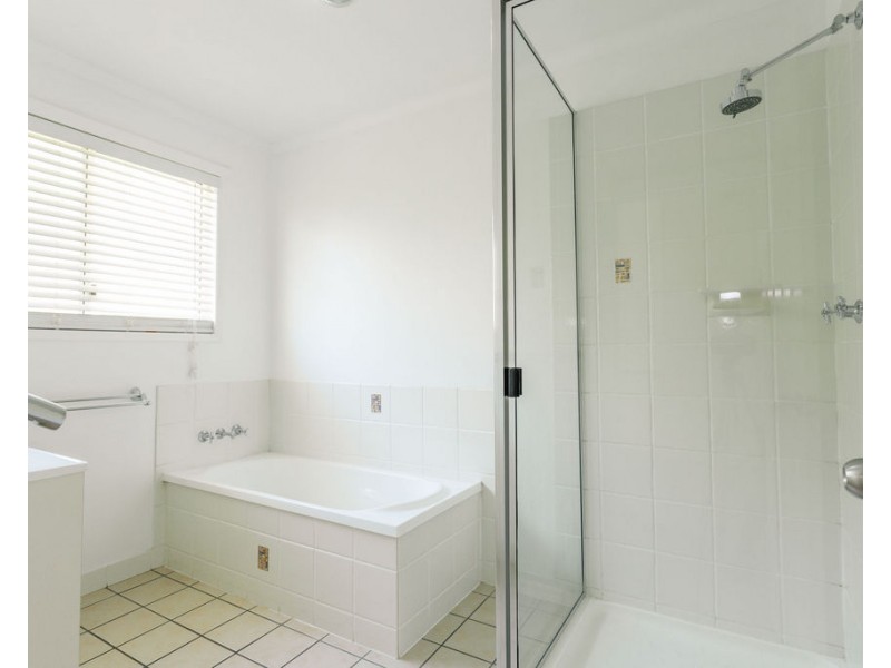 30 Dodd Drive, Emerald QLD 4720