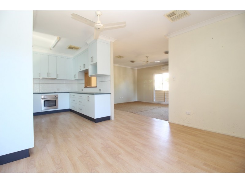 13 Bridgeman Street, Emerald QLD 4720