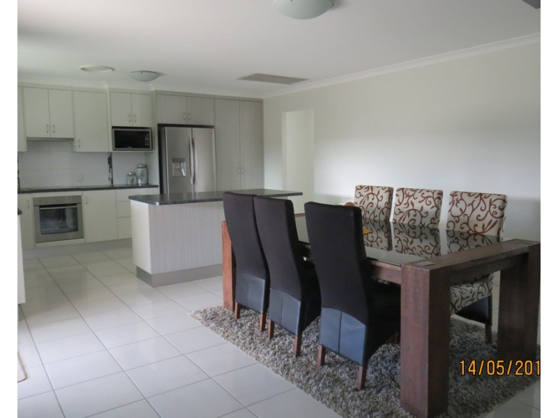 158 Opal Street, Emerald QLD 4720