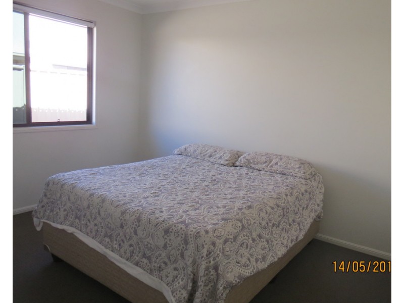 158 Opal Street, Emerald QLD 4720