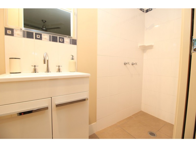 16 Brokenwood Street, Emerald QLD 4720