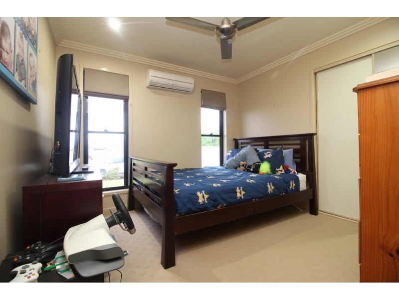 16 Brokenwood Street, Emerald QLD 4720